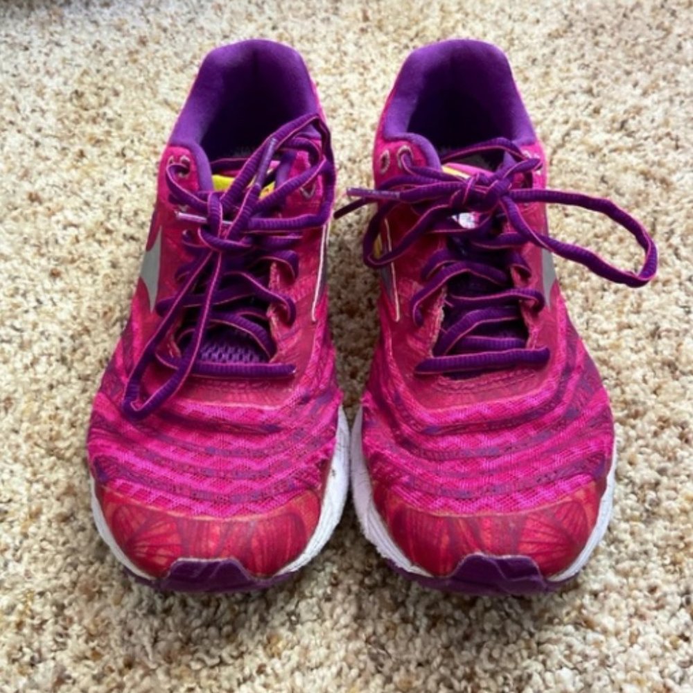 Mizuno Wave Sayonara Running Shoe